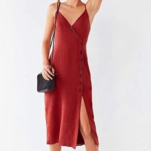 Urban Outfitters Amber Button Down Midi, size M